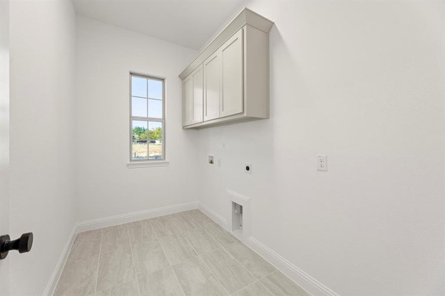 14. 2203 Dracco - Utility 14. 2203 Dracco - Utility