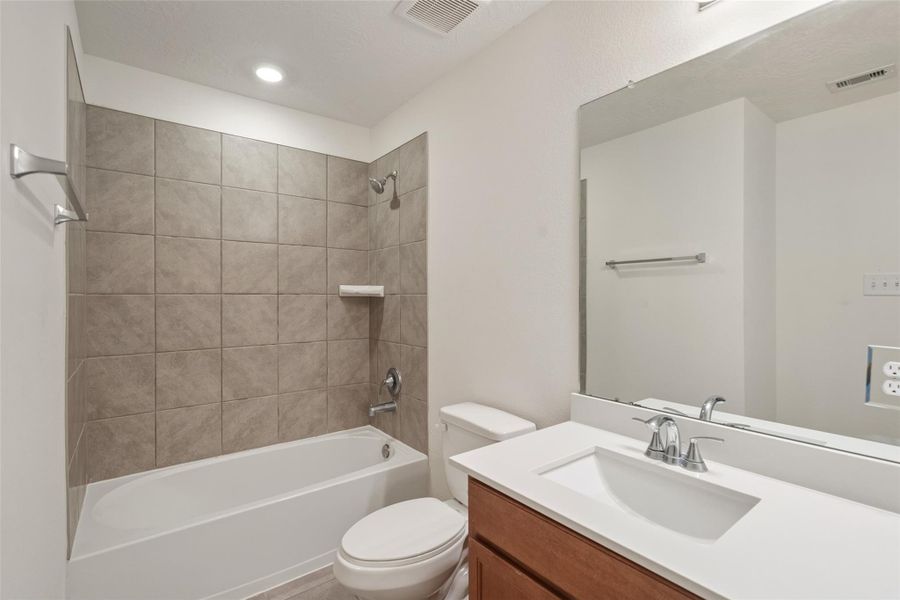 Furnished interior view inside a new home in , Magnolia (Image 12).