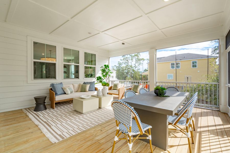 Exterior details and patio area of a home in Liberty Hill Farm, Mount Pleasant (Image 27).