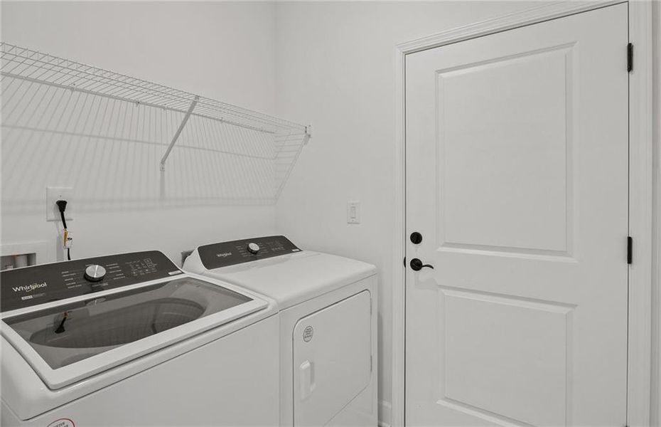 Close-up of interior finishes inside a home in Sun City Peachtree, Griffin (Image 19).