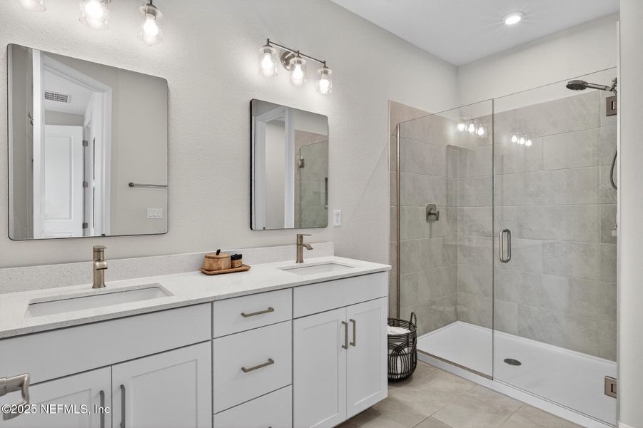 Furnished interior view inside a new home in , Jacksonville (Image 25).