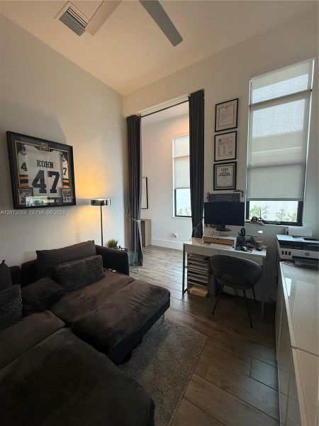 Furnished interior view inside a new home in , Port St. Lucie (Image 18).