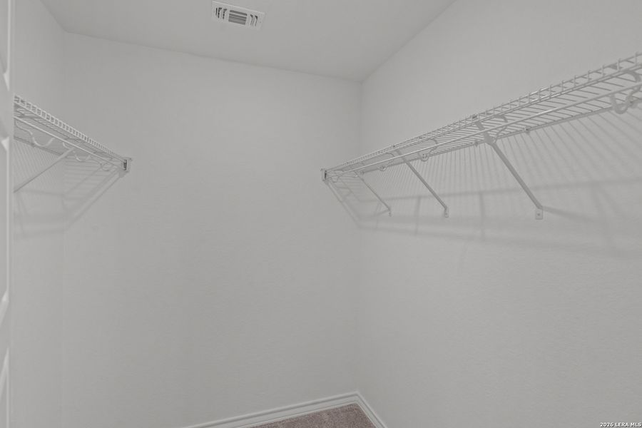 Spacious, unfurnished interior of a new home in Horizon Ridge, San Antonio (Image 21).
