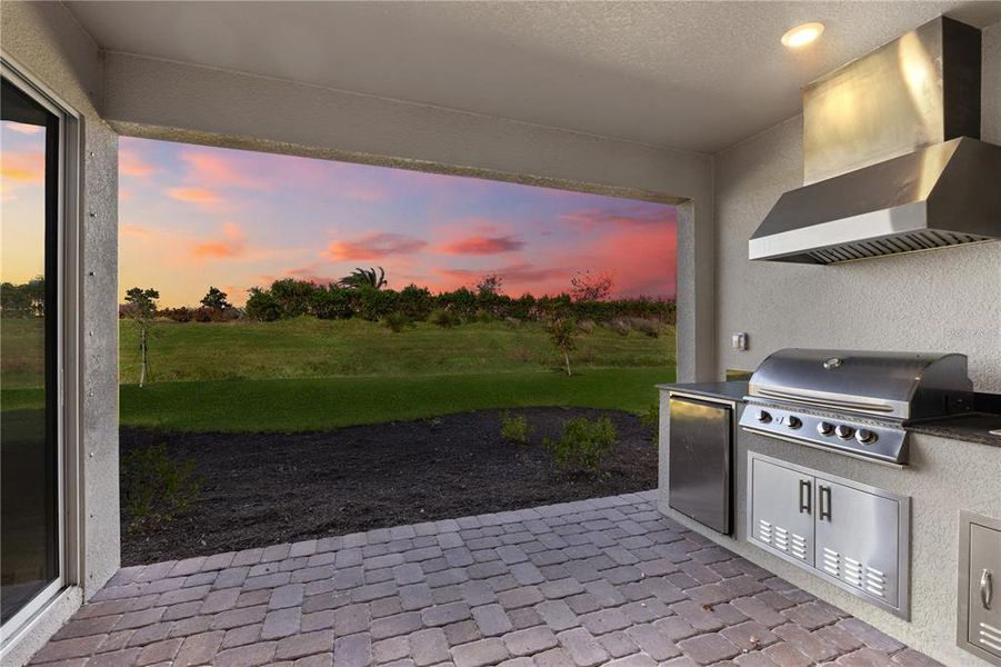 Exterior details and patio area of a home in , Sarasota (Image 3).