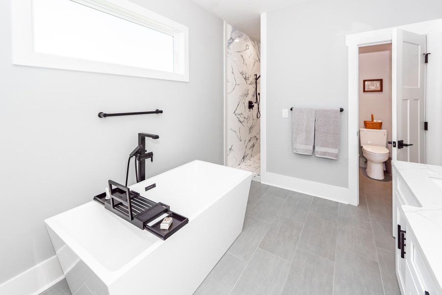 Furnished interior view inside a new home in , Charleston (Image 45).