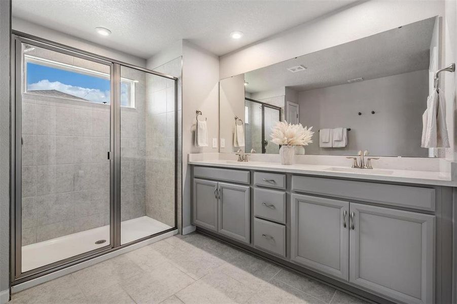 Furnished interior view inside a new home in , Lutz (Image 17).