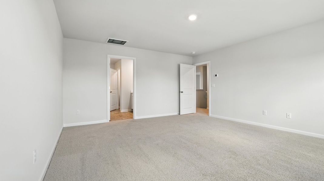 Spacious, unfurnished interior of a new home in Treemont Commons, Wellford (Image 26). Spacious, unfurnished interior of a new home in Treemont Commons, Wellford (Image 26).