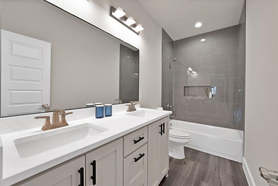 Furnished interior view inside a new home in , East Tawakoni (Image 8). Furnished interior view inside a new home in , East Tawakoni (Image 8).