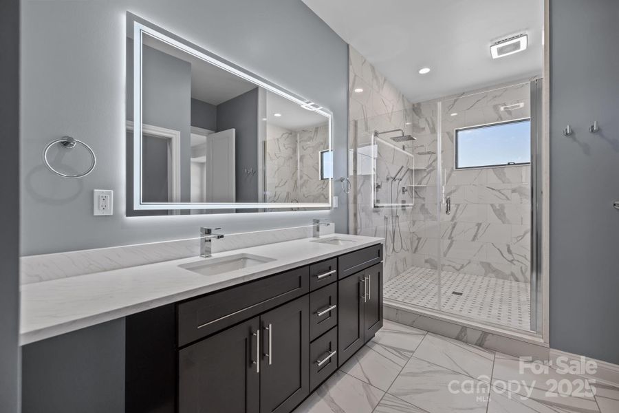 Bluetooth mirror Bluetooth mirror