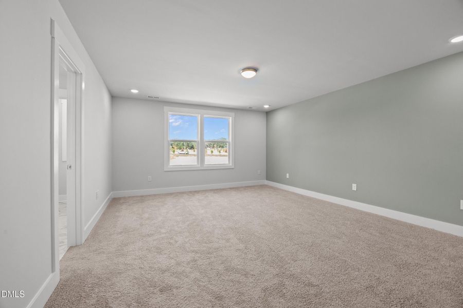 Primary Bedroom - Yin & Yang Interior