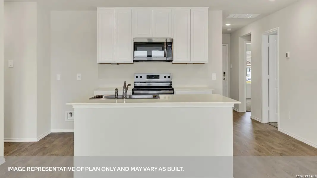 Furnished interior view inside a new home in , Luling (Image 10).