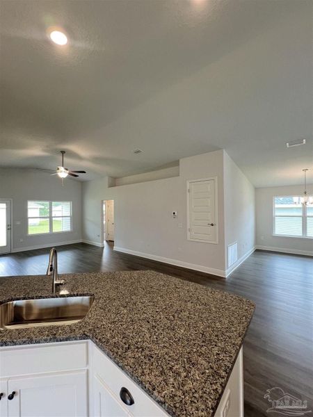 Image 13 of a home in Pine Top.