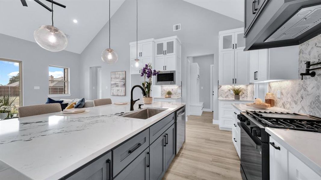 Furnished interior view inside a new home in , Weatherford (Image 37).