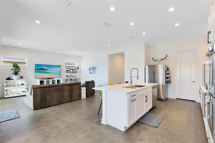 Furnished interior view inside a new home in , Daytona Beach (Image 9).