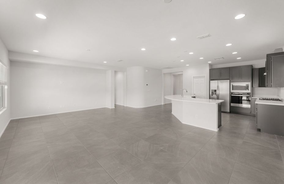Spacious, unfurnished interior of a new home in Parkside at Anthem at Merrill Ranch, Florence (Image 18). Spacious, unfurnished interior of a new home in Parkside at Anthem at Merrill Ranch, Florence (Image 18).