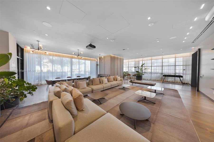 Community amenities in , Miami (Image 35).