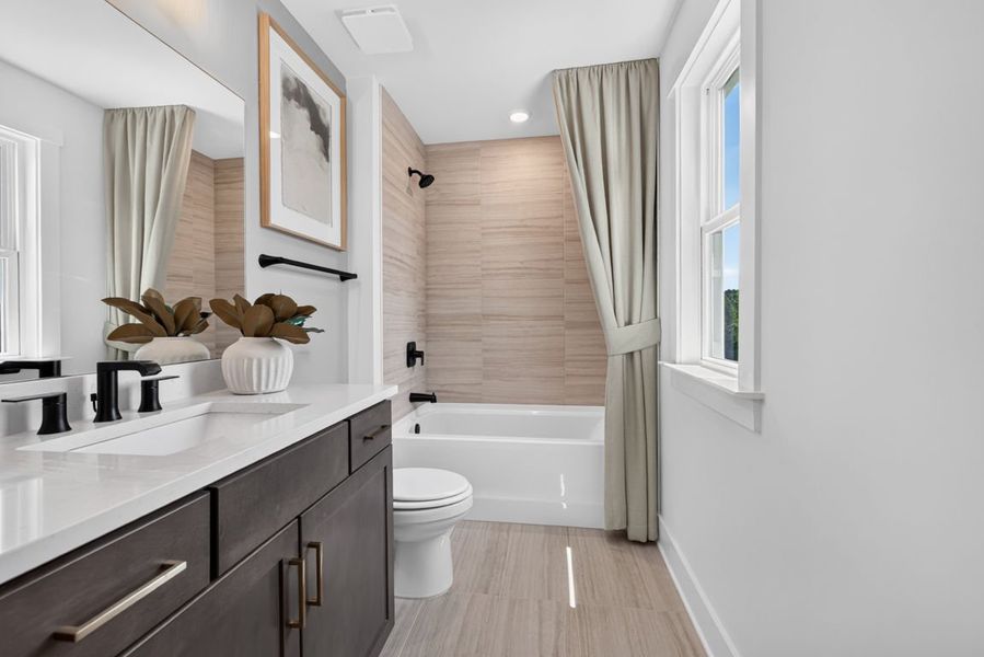 Representative furnished interior of a home built from the Newlyn by Pulte Homes in Windsor Court, Fayetteville (Image 27).