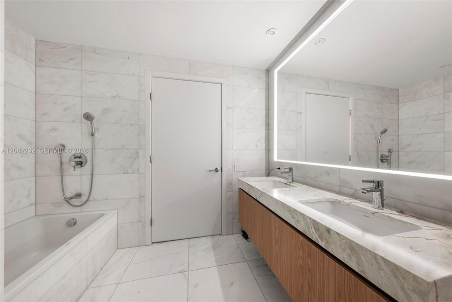 Furnished interior view inside a new home in , Miami Beach (Image 45).