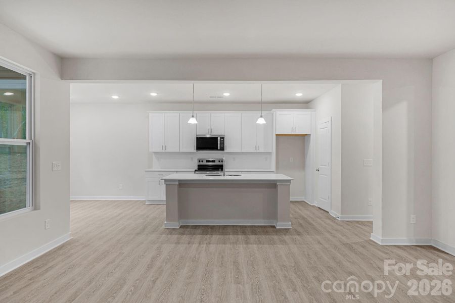 Spacious, unfurnished interior of a new home in , Monroe (Image 29).