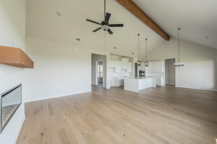 Spacious, unfurnished interior of a new home in Matthews Farms, Venus (Image 17).