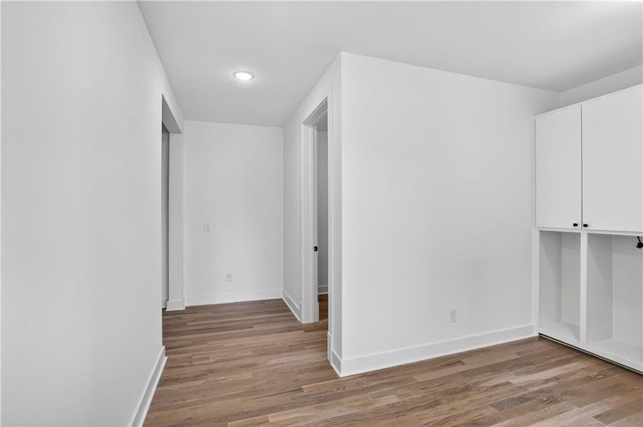 Spacious, unfurnished interior of a new home in , Alpharetta (Image 25).