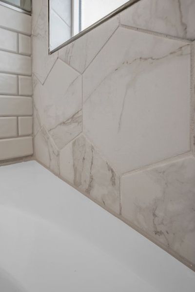 Representative interior finishes for a home built from the Bellagio 425SSC by Saratoga Homes in Paseo Del Este, El Paso (Image 24).