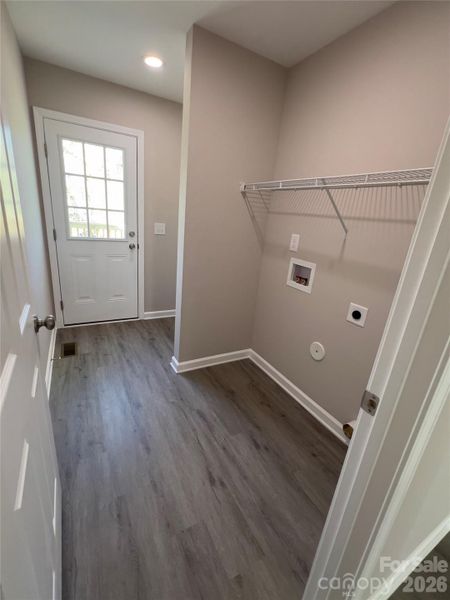 Spacious, unfurnished interior of a new home in , Salisbury (Image 17).