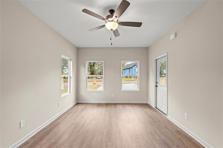 Spacious, unfurnished interior of a new home in , Carrollton (Image 18).
