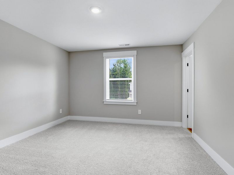Spacious, unfurnished interior of a new home in Watkins Glen, Raleigh (Image 18).