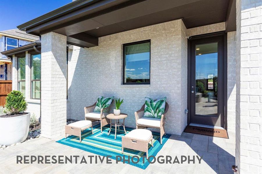 Exterior details and patio area of a home in Hillstead, Lavon (Image 2).
