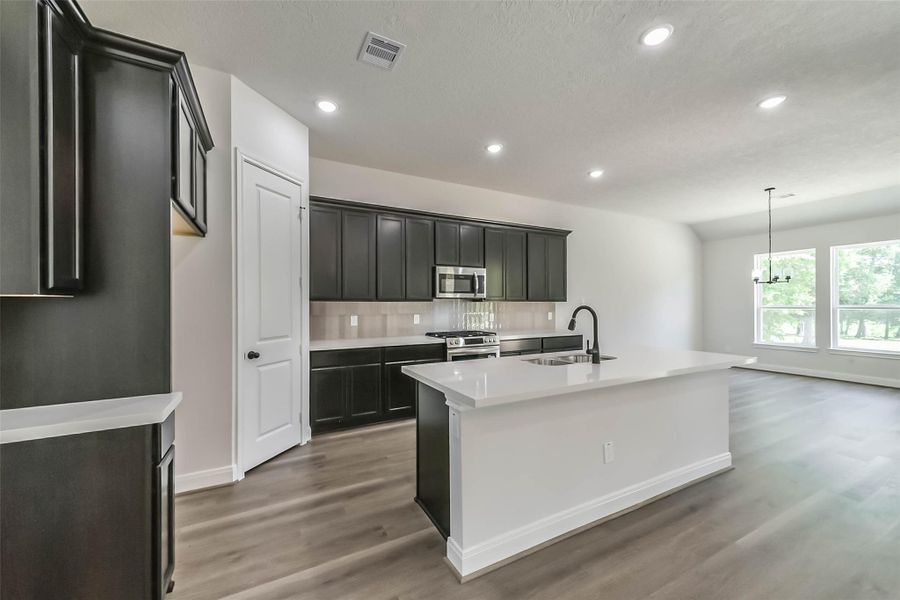 Furnished interior view inside a new home in , Baytown (Image 16).