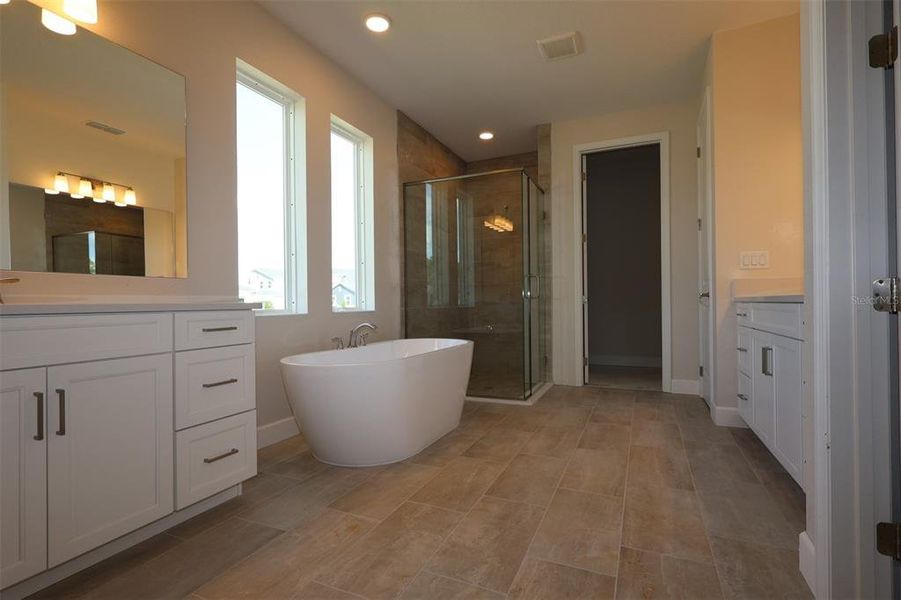 Furnished interior view inside a new home in Solace at Corner Lake, Orlando (Image 7). Furnished interior view inside a new home in Solace at Corner Lake, Orlando (Image 7).