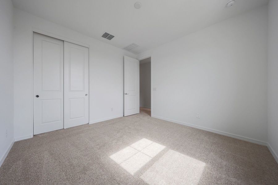 Spacious, unfurnished interior of a new home in Landmarke, San Tan Valley (Image 17). Spacious, unfurnished interior of a new home in Landmarke, San Tan Valley (Image 17).