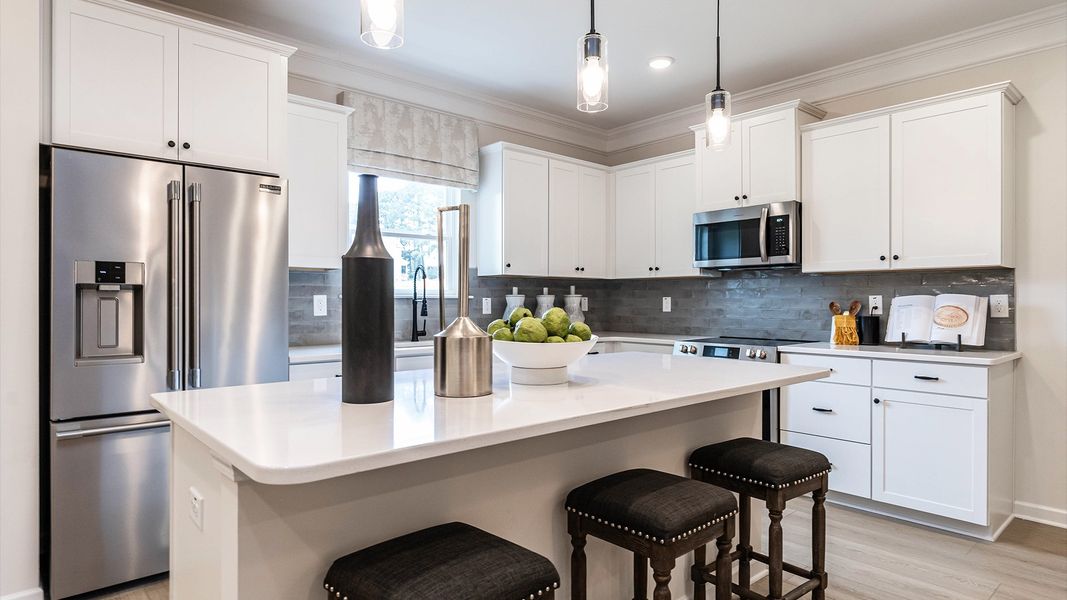 Furnished interior view inside a new home in Alder Creek, Benson (Image 9).