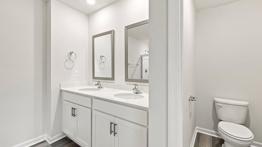 Furnished interior view inside a new home in Harrier Point, Woodruff (Image 12).