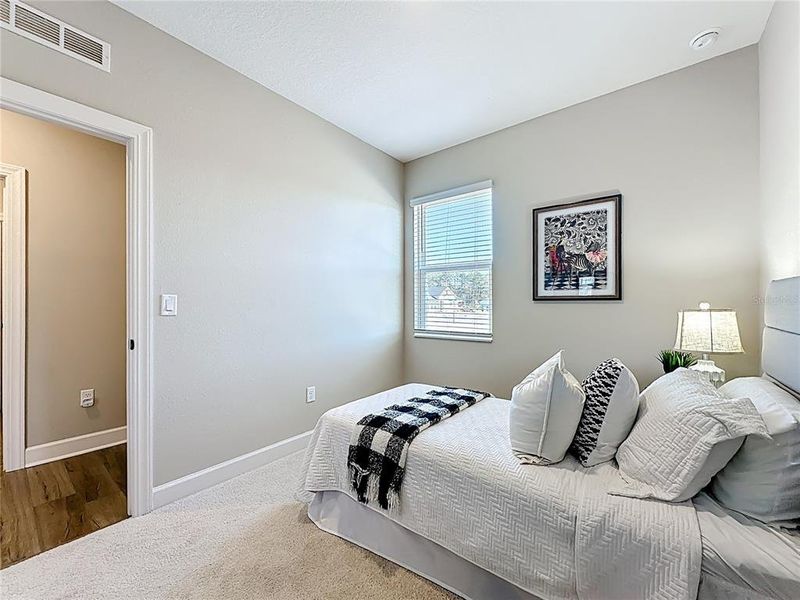Furnished interior view inside a new home in , Middleburg (Image 33).