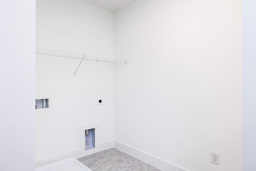 Spacious, unfurnished interior of a new home in High Grove Oaks, Fuquay Varina (Image 21).