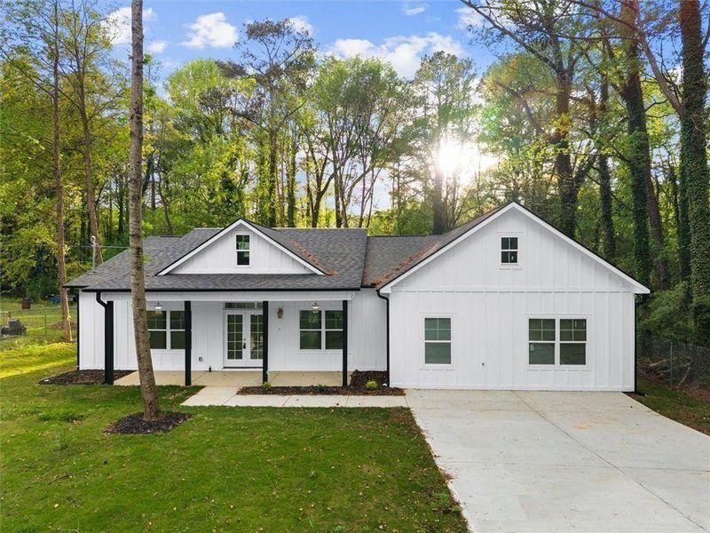 Front exterior of a new home in , Atlanta, GA, highlighting curb appeal (Image 1). Front exterior of a new home in , Atlanta, GA, highlighting curb appeal (Image 1).