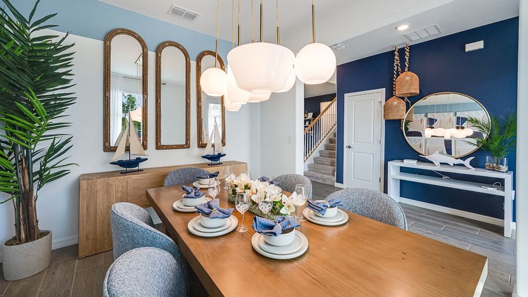 2529 Amalfi Dining 2of2 Base2 6 12 25