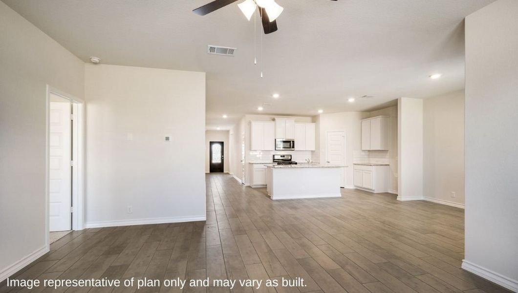 Representative unfurnished interior of a home built from the The Irvine by D.R. Horton in Veranda, San Antonio (Image 13).