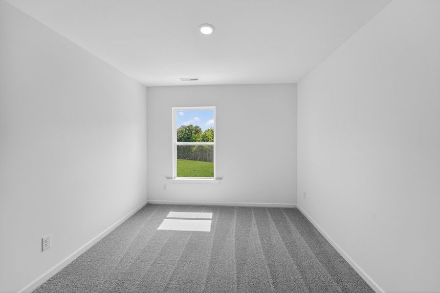 Spacious, unfurnished interior of a new home in Silverstone, Knightdale (Image 28). Spacious, unfurnished interior of a new home in Silverstone, Knightdale (Image 28).