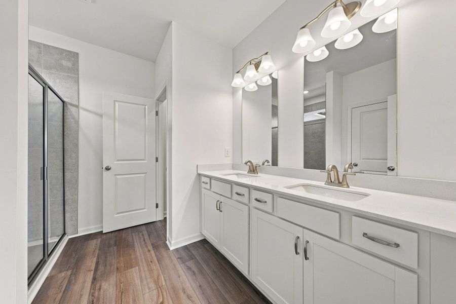Furnished interior view inside a new home in The Oaks, Clarksville (Image 12).