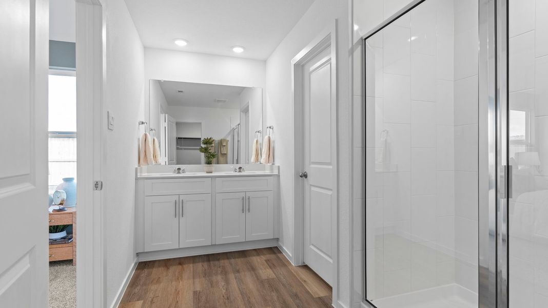 Representative furnished interior of a home built from the DIANA by D.R. Horton in Lakes at Westland Ranch, League City (Image 15).