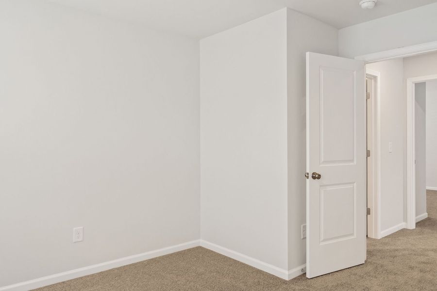 Spacious, unfurnished interior of a new home in The Mill at Woodcreek Farms, Elgin (Image 23). Spacious, unfurnished interior of a new home in The Mill at Woodcreek Farms, Elgin (Image 23).