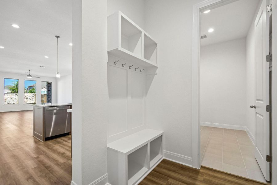 Furnished interior view inside a new home in 6 Creeks, Kyle (Image 4).