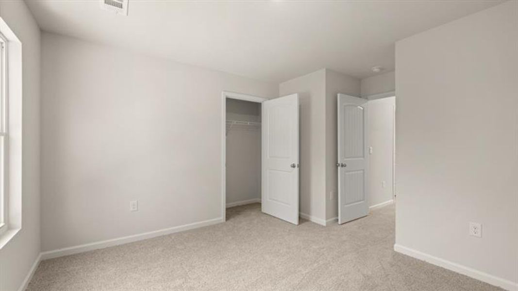Spacious, unfurnished interior of a new home in Rolling Meadows, Jasper (Image 23). Spacious, unfurnished interior of a new home in Rolling Meadows, Jasper (Image 23).