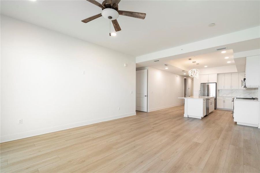 Spacious, unfurnished interior of a new home in , Madeira Beach (Image 23).