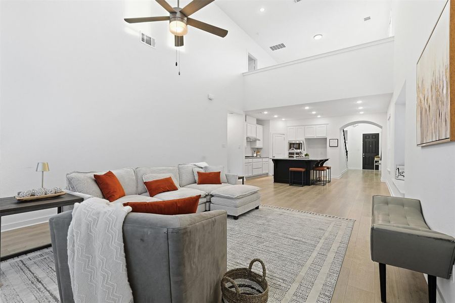 Furnished interior view inside a new home in Grand Central Park: 40ft. lots, Conroe (Image 6). Furnished interior view inside a new home in Grand Central Park: 40ft. lots, Conroe (Image 6).