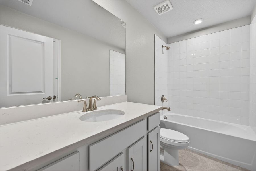 Furnished interior view inside a new home in Crosswind Ranch, Parrish (Image 7).