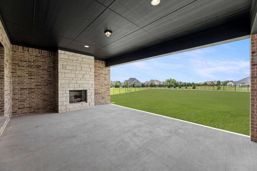 Representative exterior details of a home built from the Derby by Windsor Homes in Ridge Pointe Estates, McLendon-Chisholm (Image 4).